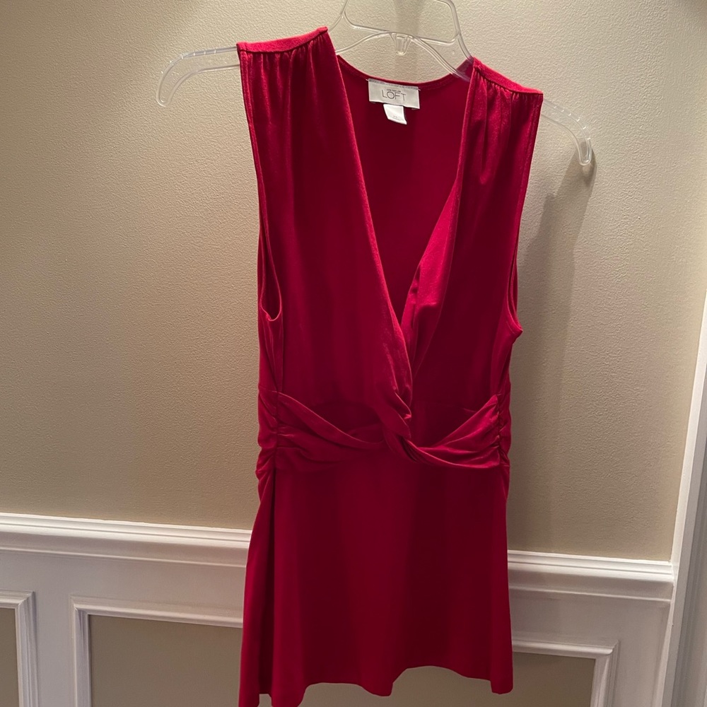 LOFT Sleeveless Blouse